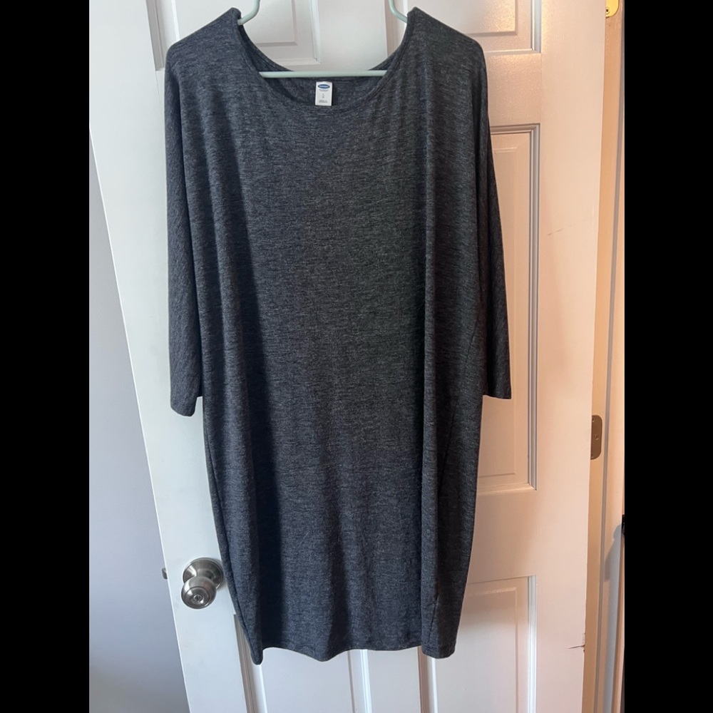 Old navy fitted dress size l never worn- 3/4 sleeve